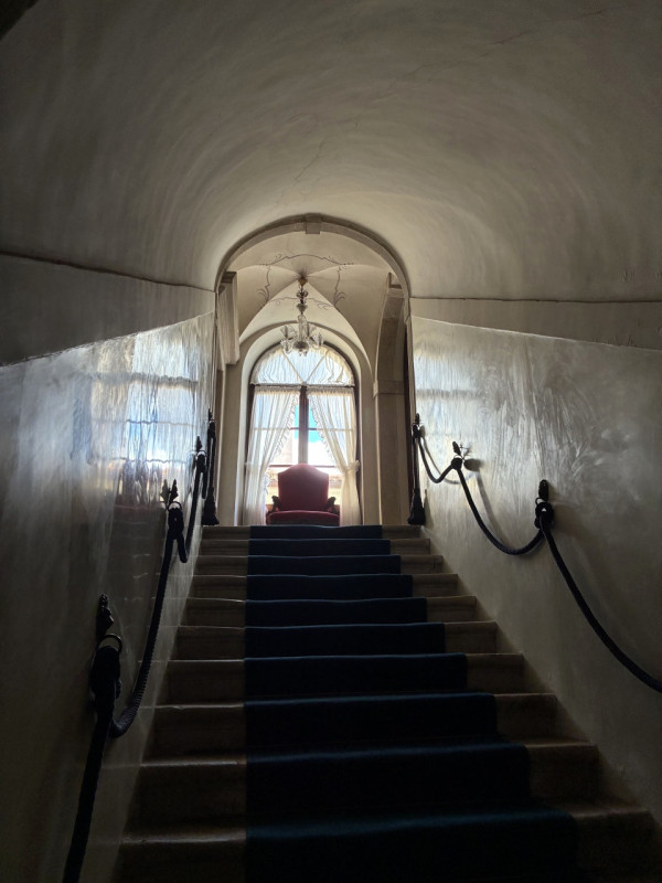 Nel suggestivo centro di Serravalle, cuore antico di Vittorio Veneto, sorge lo splendido Palazzo ...