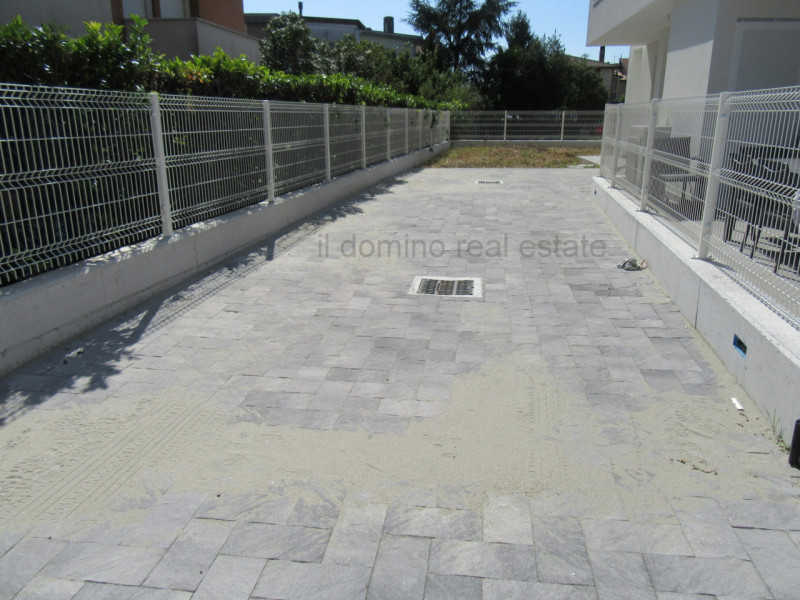 In zona tranquilla e residenziale ad Abano Terme, disponibili da subito nuove porzioni di villett...