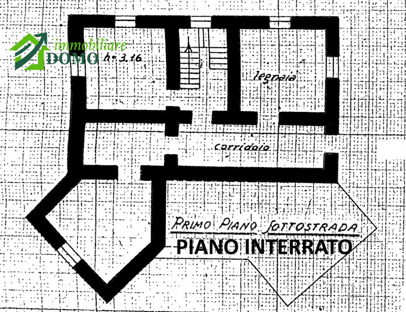 VELO D'ASTICO: prestigiosa VILLA SINGOLA immersa nel verde, unica per posizione e bellezza, con a...