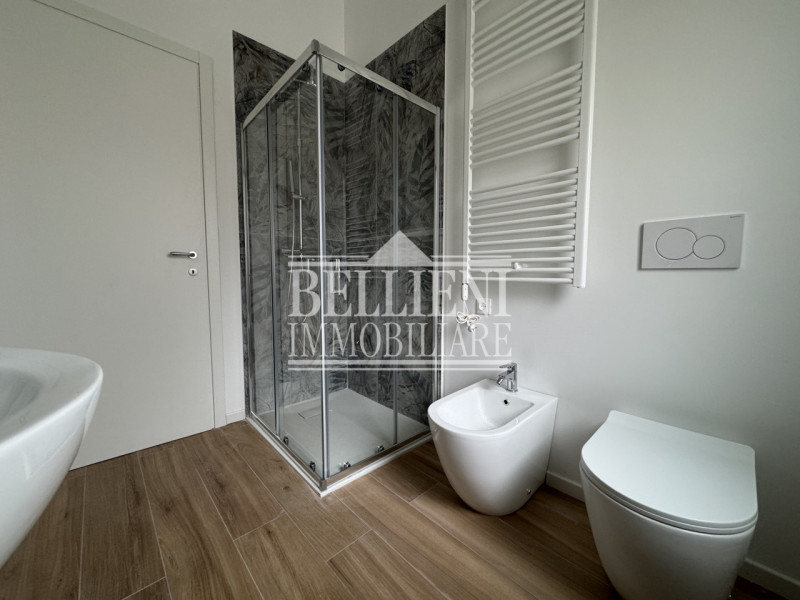 SAN BORTOLO: In locazione appartamento al piano terra appena ristrutturato in contesto di poche u...