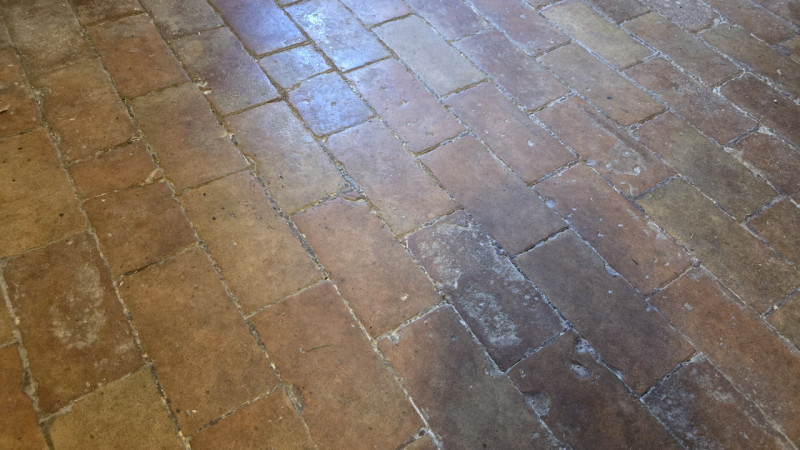 Rif. RU60 - Proponiamo in vendita deliziosa proprietà composta da abitazione principale, fienile,...