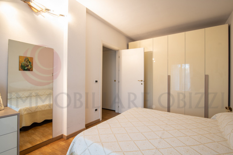 L'APPARTAMENTO VIENE VENDUTO AFFITTATO CON SCADENZA CONTRATTO AGOSTO 2027
CANONE MENSILE EURO 400...