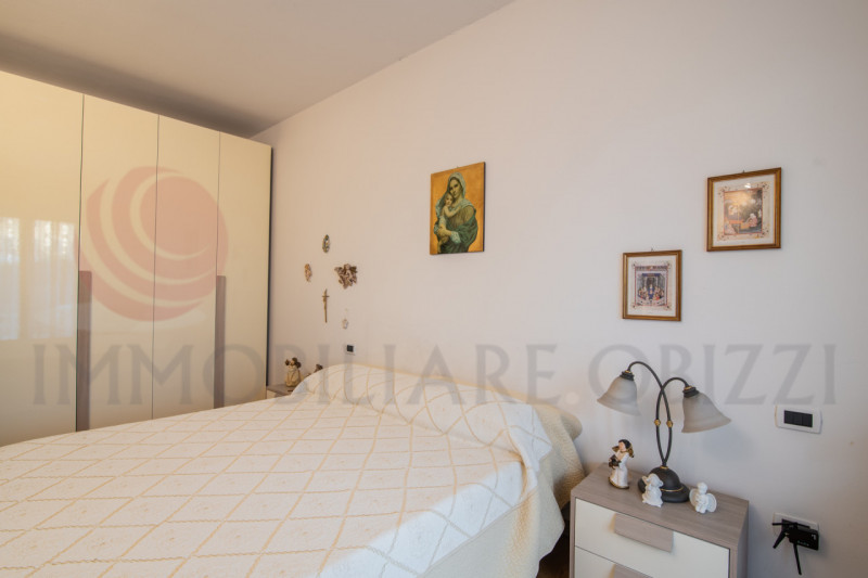 L'APPARTAMENTO VIENE VENDUTO AFFITTATO CON SCADENZA CONTRATTO AGOSTO 2027
CANONE MENSILE EURO 400...