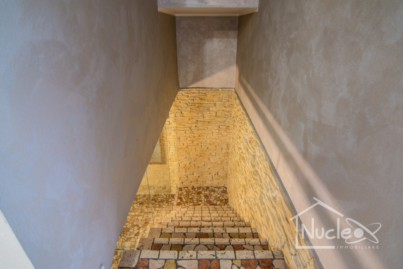 Stanghella, in una corte residenziale tranquilla a due passi dalla SS16, al confine con Solesino,...