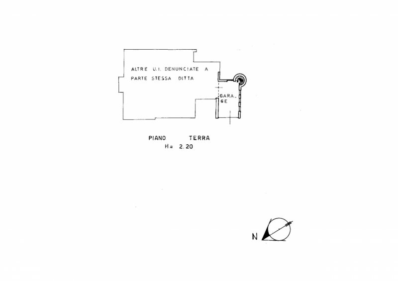 Casa singola  situata nel tranquillo e ricercato quartiere di Magrè, a Schio. Con una superficie ...