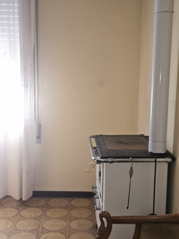 In un zona tranquilla del Comune di Sant'Urbano, precisamente nella frazione di Carmignano, propo...