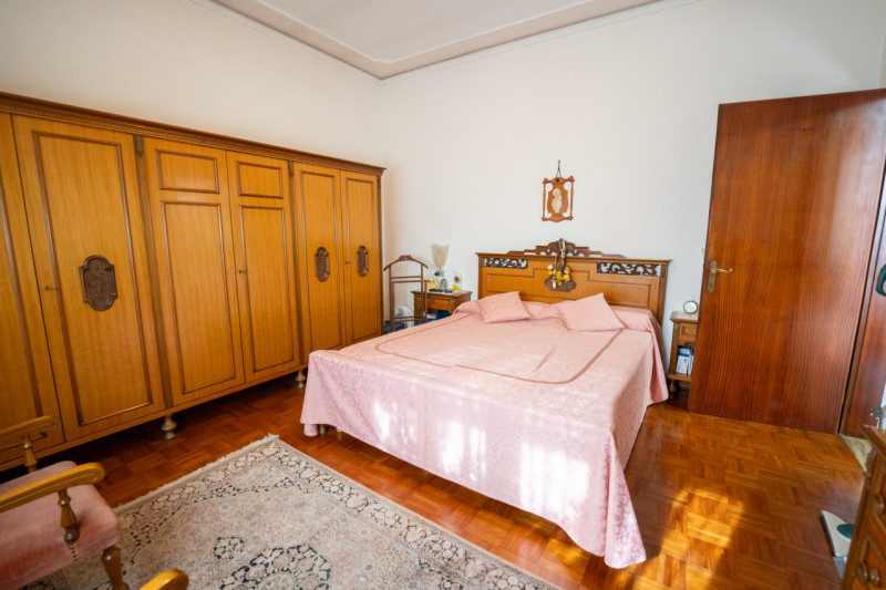 Legnaro loc. Volparo, comoda ai servizi e alle scuole, proponiamo casa singola degli anni ‘90 dis...