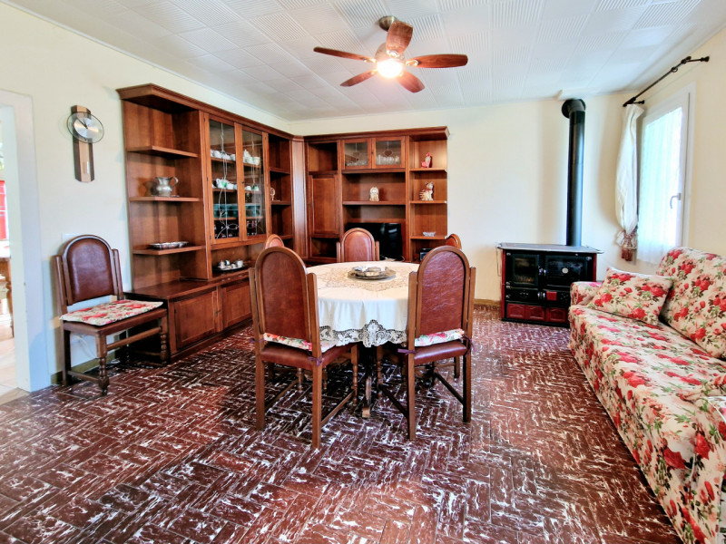 Proponiamo in vendita a Sant'Urbano, bellissima casa singola recentemente ristrutturata, con gran...