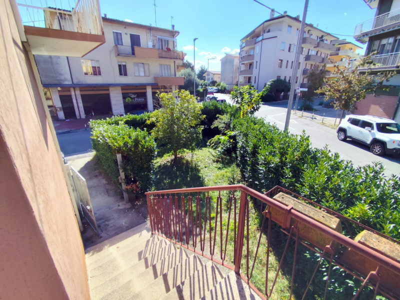 1 CAMERA INDIPENDENTE CON GIARDINO A BRUSEGANA €.105.000 - rif.FC005A2

Scopri il tuo nuovo rifug...