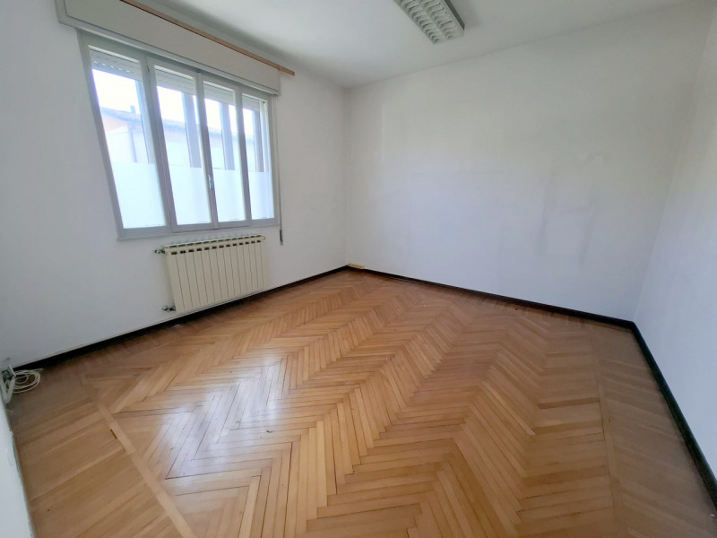 1 CAMERA INDIPENDENTE CON GIARDINO A BRUSEGANA €.105.000 - rif.FC005A2

Scopri il tuo nuovo rifug...