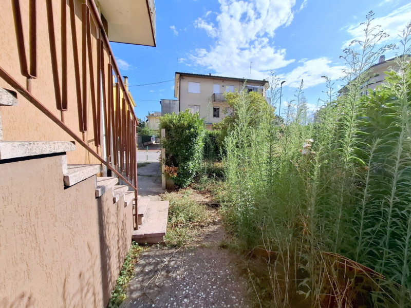 1 CAMERA INDIPENDENTE CON GIARDINO A BRUSEGANA €.105.000 - rif.FC005A2

Scopri il tuo nuovo rifug...