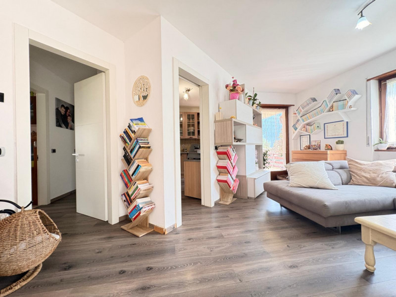 Elegante appartamento 3 stanze con ampia terrazza a Pilcante, Ala