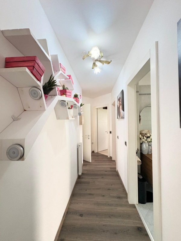 Elegante appartamento 3 stanze con ampia terrazza a Pilcante, Ala