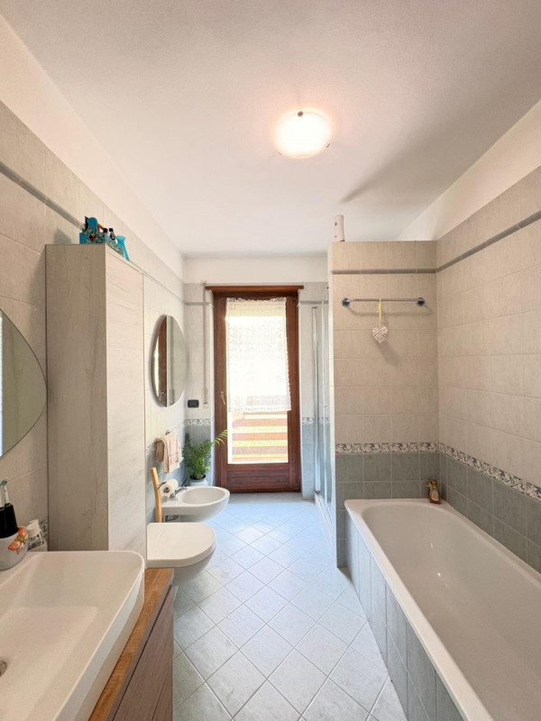 Elegante appartamento 3 stanze con ampia terrazza a Pilcante, Ala