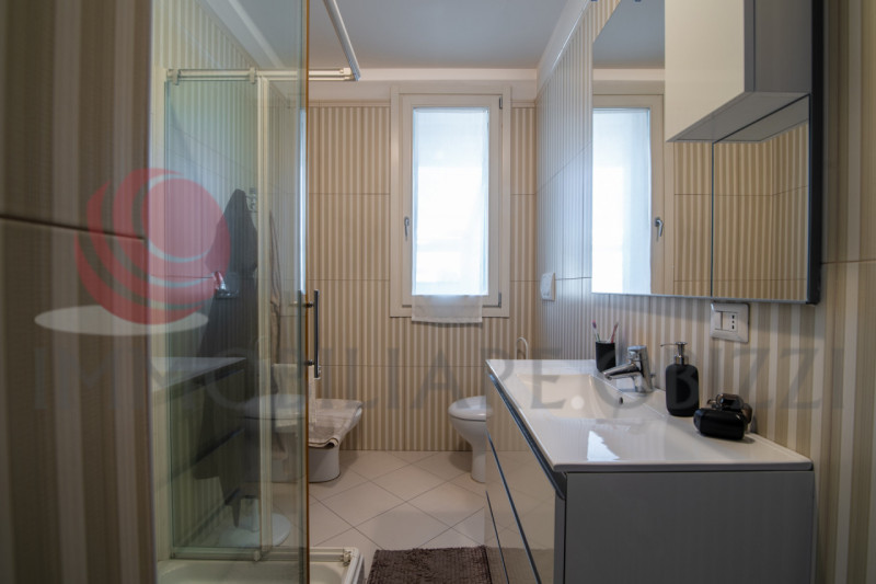 PADOVA - Savonarola fuori mura - Proponiamo in vendita appartamento con terrazza di 50MQ con vist...