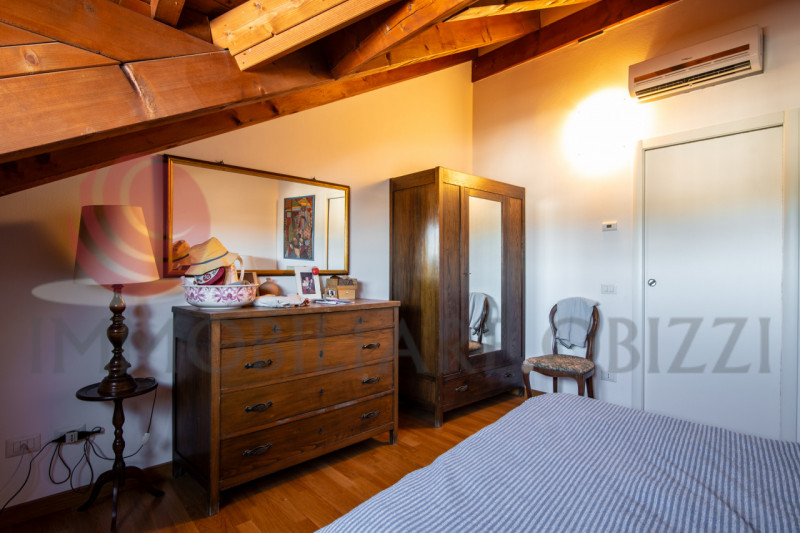 PADOVA - Savonarola fuori mura - Proponiamo in vendita appartamento con terrazza di 50MQ con vist...