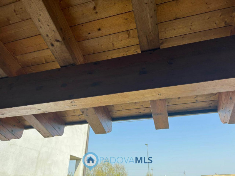 Immobile in esclusiva al Gruppo Padova MLS
Taggi: Porzione di bifamiliare al grezzo in provincia ...