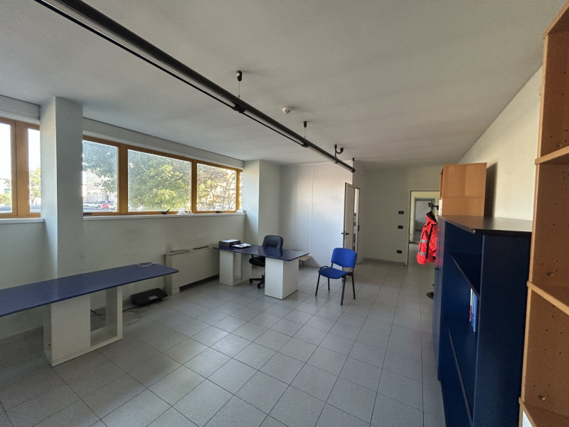 Capannone in Affitto a Veggiano – Posizione Strategica con Ampio Scoperto

Se cerchi una soluzion...