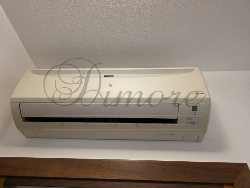 NOVENTA: APPARTAMENTO AL PIANO TERRA CON GIARDINO
In ottimo quartiere a Noventana proponiamo intr...