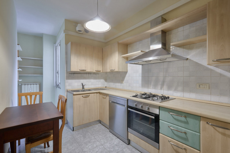 In posizione strategica, a due passi dalle mura nord della città, SPAZIOSO E LUMINOSO APPARTAMENT...