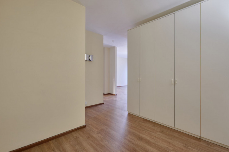 In posizione strategica, a due passi dalle mura nord della città, SPAZIOSO E LUMINOSO APPARTAMENT...