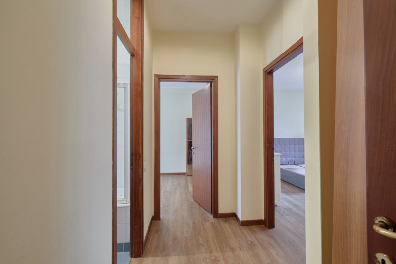 In posizione strategica, a due passi dalle mura nord della città, SPAZIOSO E LUMINOSO APPARTAMENT...