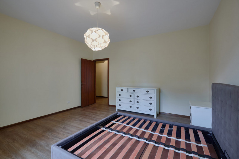 In posizione strategica, a due passi dalle mura nord della città, SPAZIOSO E LUMINOSO APPARTAMENT...