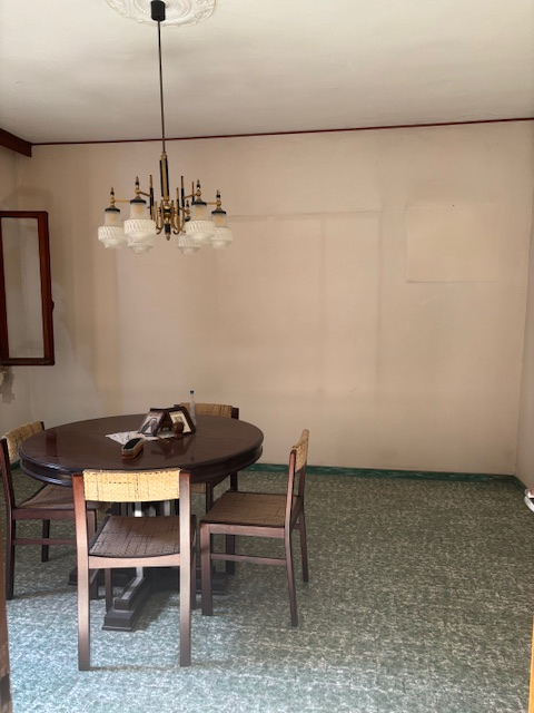 Limena: casa accostata completamente da ristrutturare sviluppata su più livelli ( piano primo zon...