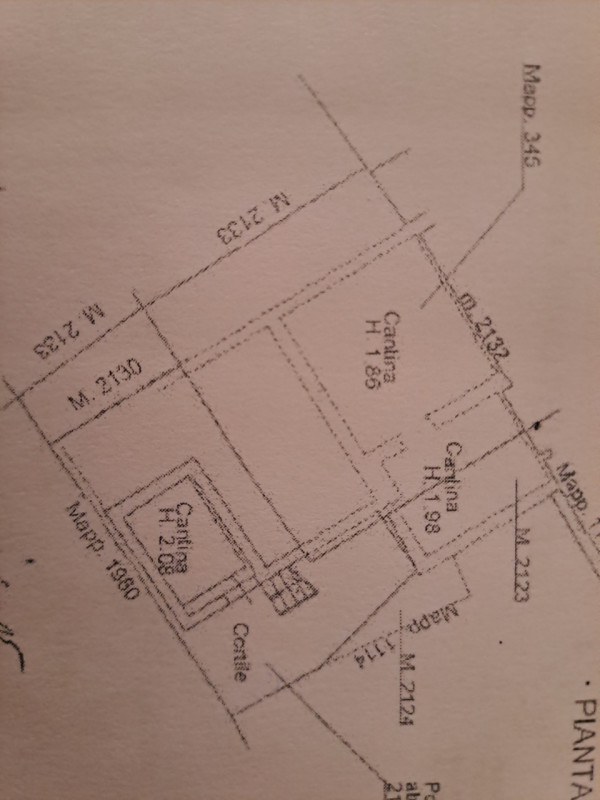 Limena: casa accostata completamente da ristrutturare sviluppata su più livelli ( piano primo zon...