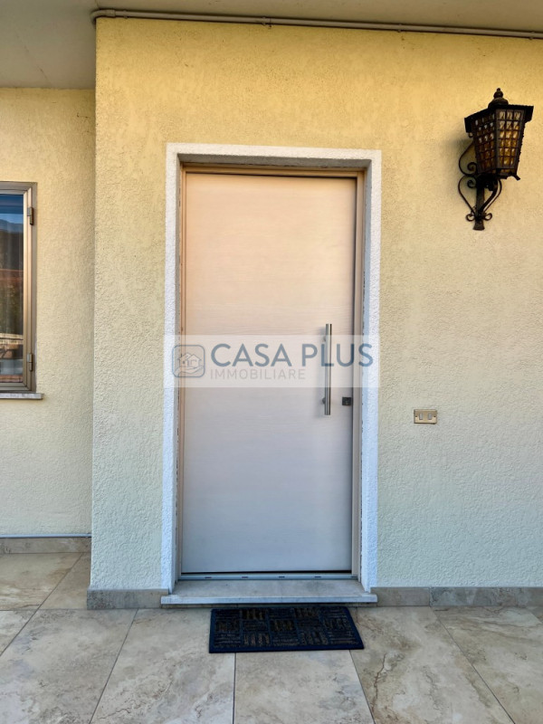 BIFAMILIARE A BASSANO DEL GRAPPA – DUE UNITA’ ABITATIVE COMPLETAMENTE AUTONOME, GIARDINO, TERRAZZ...