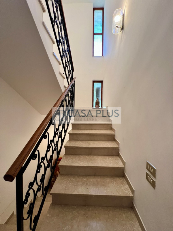 BIFAMILIARE A BASSANO DEL GRAPPA – DUE UNITA’ ABITATIVE COMPLETAMENTE AUTONOME, GIARDINO, TERRAZZ...