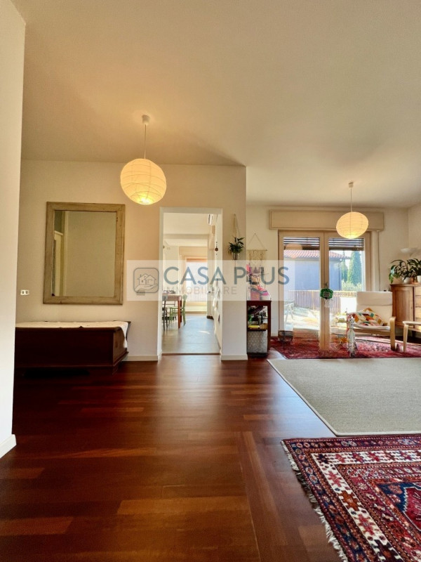 BIFAMILIARE A BASSANO DEL GRAPPA – DUE UNITA’ ABITATIVE COMPLETAMENTE AUTONOME, GIARDINO, TERRAZZ...