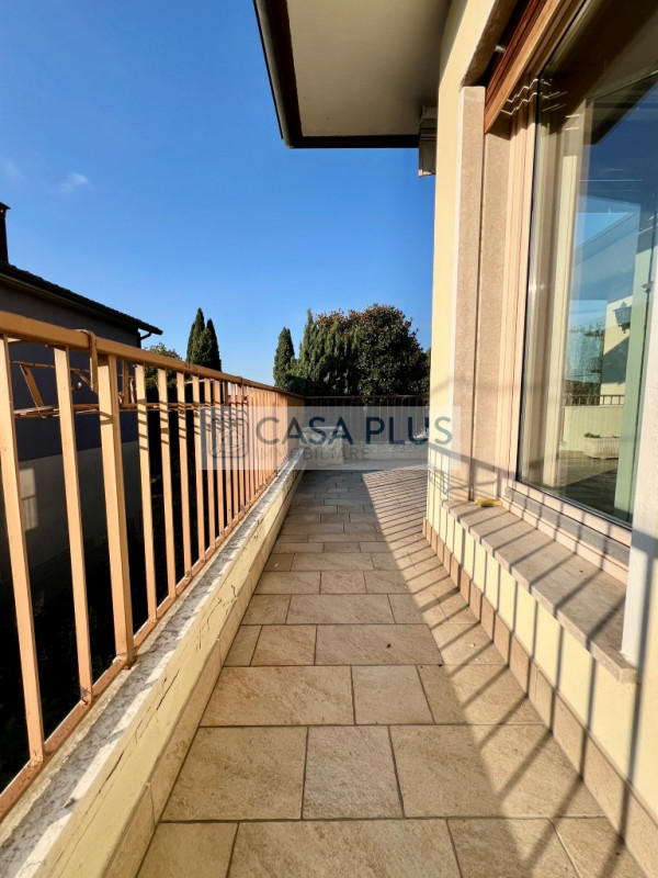 BIFAMILIARE A BASSANO DEL GRAPPA – DUE UNITA’ ABITATIVE COMPLETAMENTE AUTONOME, GIARDINO, TERRAZZ...