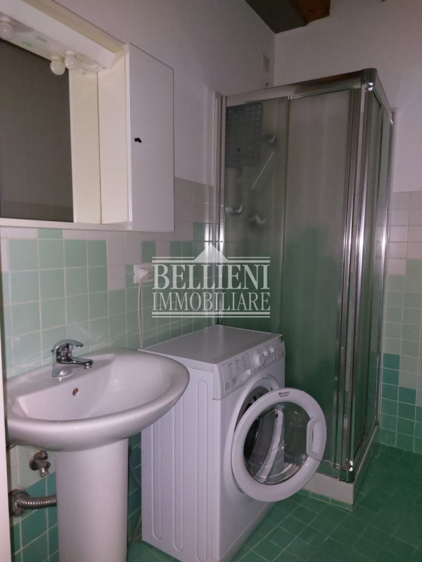 PONTE DEGLI ANGELI: Nel cuore del centro storico, all’interno di un elegante palazzetto d’epoca c...