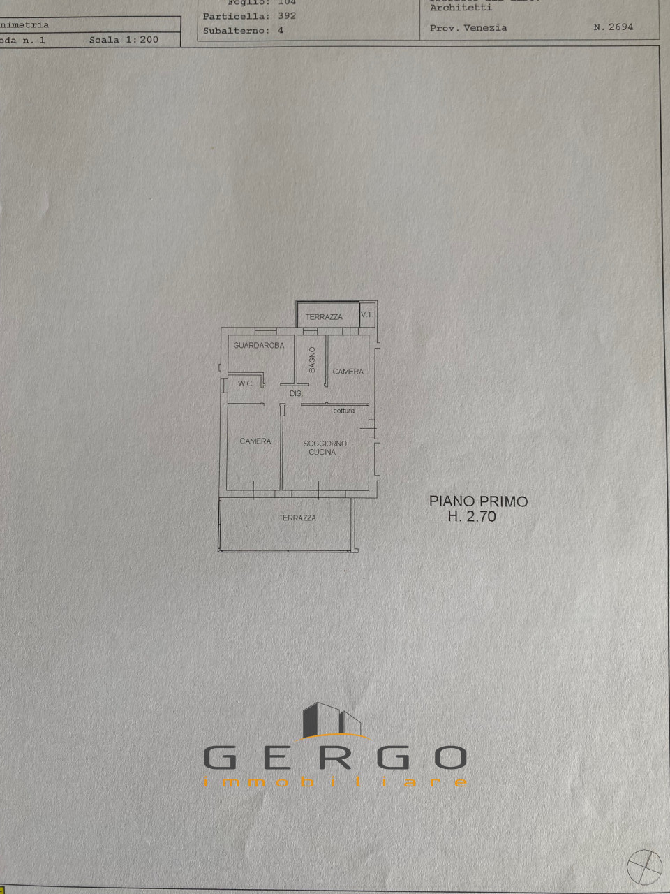 MERAVIGLIOSO APPARTAMENTO CON TERRAZZO ABITABILE E PISCINA