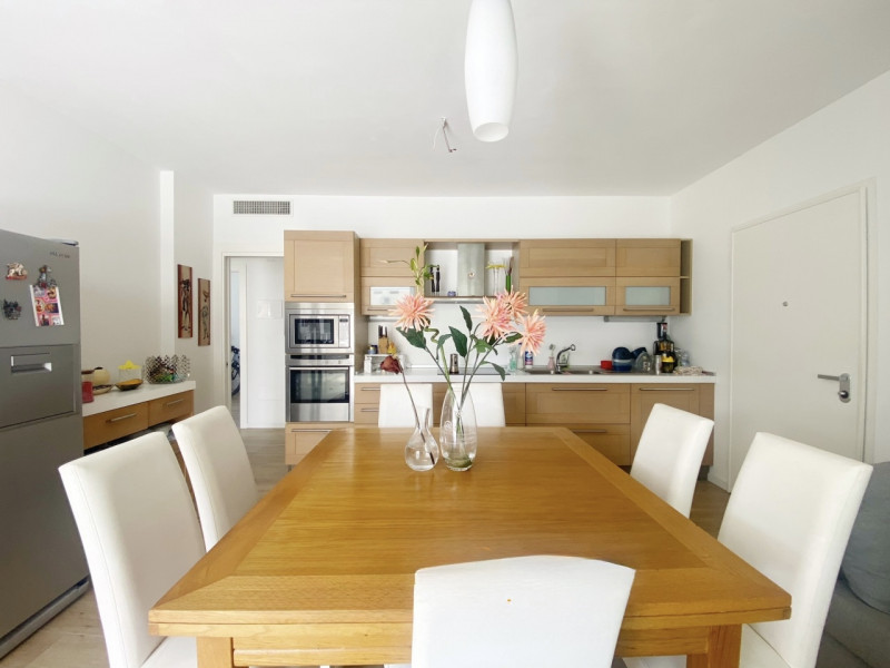 (Per INFO Mara 3481536890) A Jesolo, tra piazza Marconi e Milano, proponiamo in vendita esclusiv ...