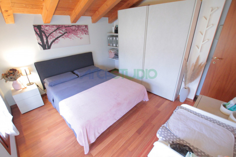 Bolzano Vicentino: questo splendido appartamento duplex  posto in zona residenziale comoda alle s...