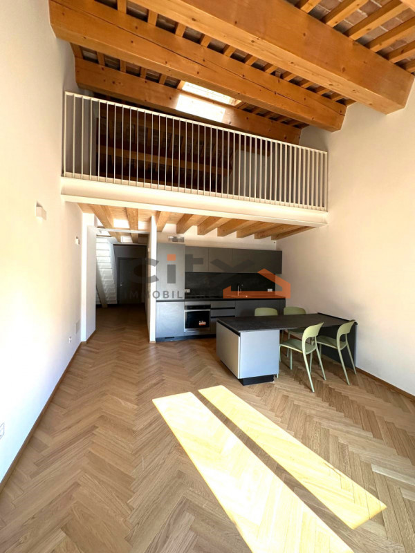 CENTRO STORICO - APPARTAMENTO NUOVA RISTRUTTURAZIONE DI CHARME IN PRONTA CONSEGNA.
Sei un vero am...