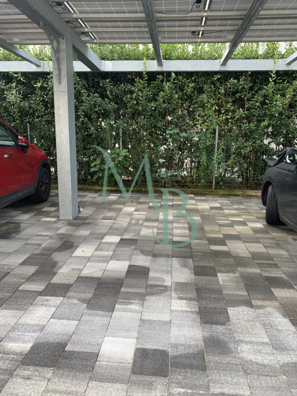 JESOLO - VENEZIA: Immobiliare MB è lieta di presentare, in esclusiva, un meraviglioso attico in v...