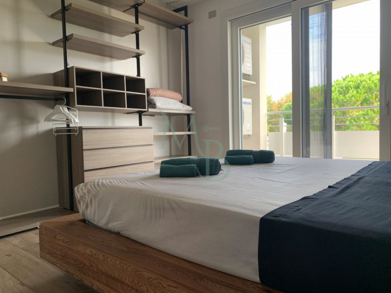 JESOLO - VENEZIA: Immobiliare MB è lieta di presentare, in esclusiva, un meraviglioso attico in v...