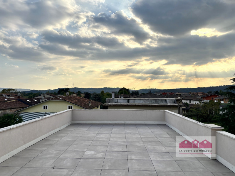 COSTABISSARA: APPARTAMENTO BICAMERE CON TERRAZZA PANORAMICA E GARAGE DOPPIO. RIF. 2190XF EURO 1.1...