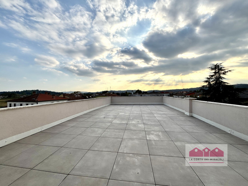 COSTABISSARA: APPARTAMENTO BICAMERE CON TERRAZZA PANORAMICA E GARAGE DOPPIO. RIF. 2190XF EURO 1.1...