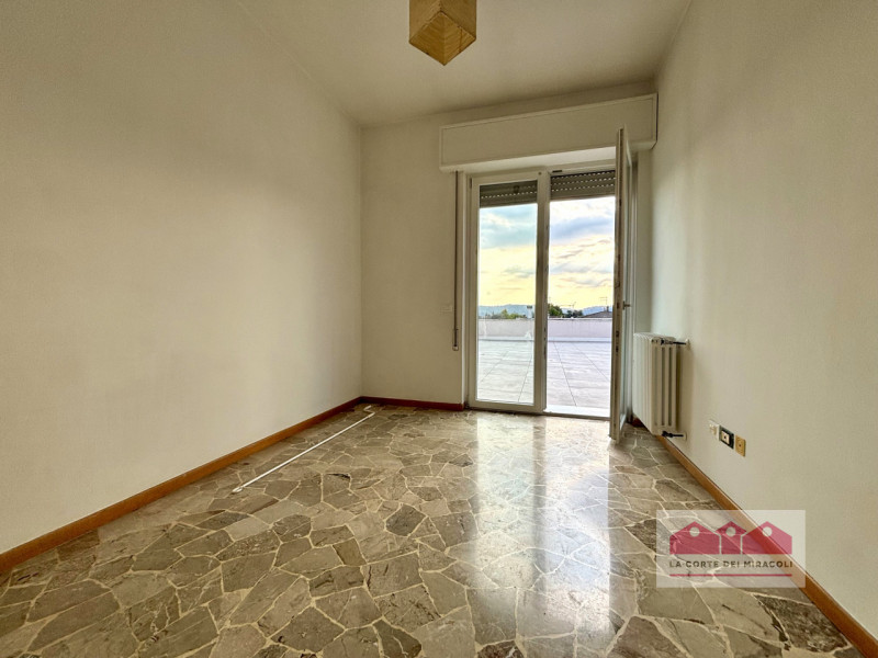 COSTABISSARA: APPARTAMENTO BICAMERE CON TERRAZZA PANORAMICA E GARAGE DOPPIO. RIF. 2190XF EURO 1.1...