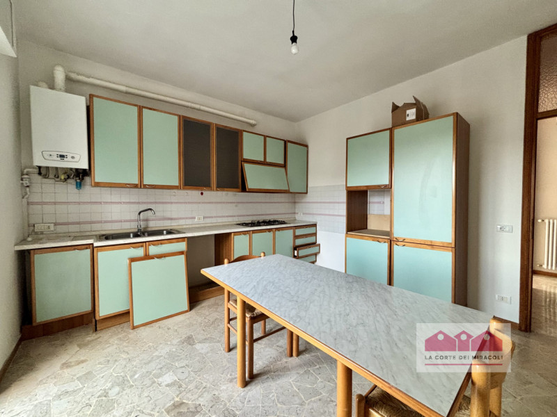 COSTABISSARA: APPARTAMENTO BICAMERE CON TERRAZZA PANORAMICA E GARAGE DOPPIO. RIF. 2190XF EURO 1.1...