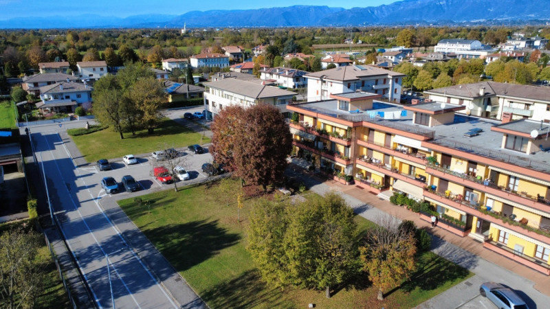 Opportunità d’investimento: negozio locato da oltre 18 anni ad una affermata e consolidata attivi...