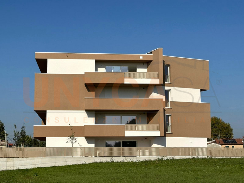 BRUSEGANA: proponiamo attico tricamere di nuova costruzione pensato per chi cerca qualità e comfo...