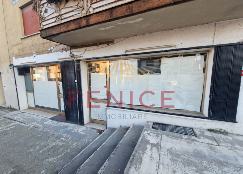 Fenice Immobiliare è felice di presentarvi questo locale situato nella zona di Signoressa, frazio...
