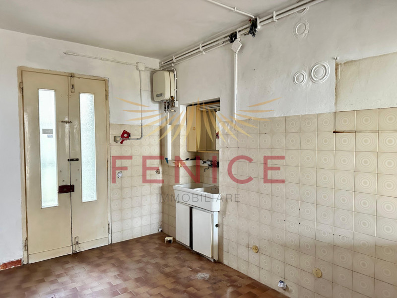 Fenice Immobiliare è felice di presentarvi questo locale situato nella zona di Signoressa, frazio...