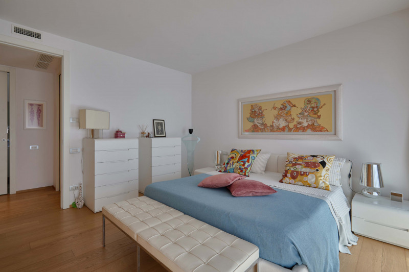 In una delle strutture più ricercate e apprezzate della zona, MERAVIGLIOSO APPARTAMENTO, posto al...