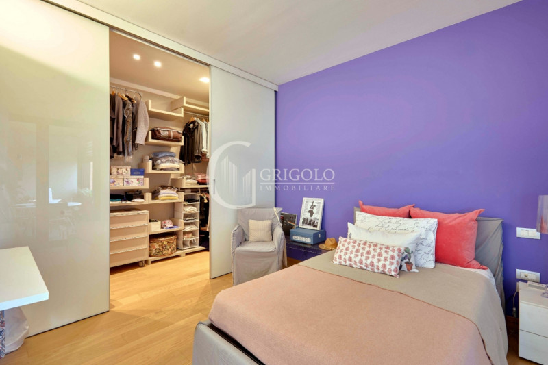 In una delle strutture più ricercate e apprezzate della zona, MERAVIGLIOSO APPARTAMENTO, posto al...